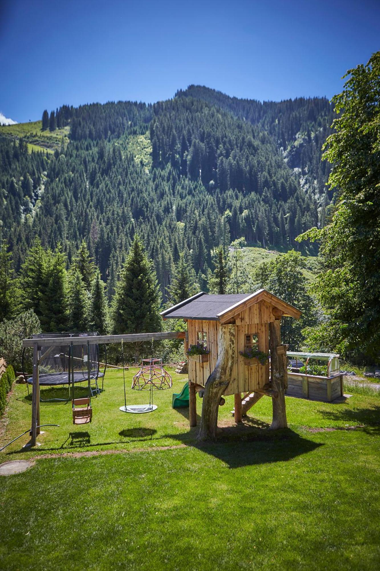 Haus Spieleck Acomodação com café da manhã Saalbach-Hinterglemm Exterior foto
