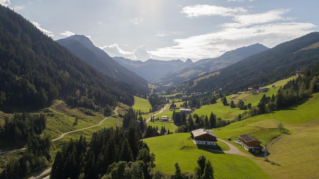 Haus Spieleck Acomodação com café da manhã Saalbach-Hinterglemm Exterior foto