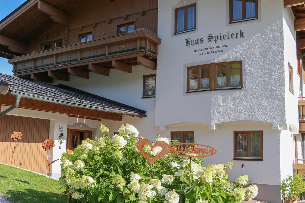 Haus Spieleck Acomodação com café da manhã Saalbach-Hinterglemm Exterior foto